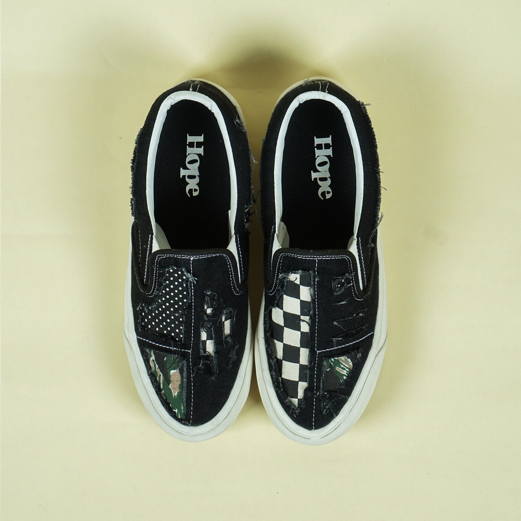 Sepatu slip on HOPE Bored Black - sepatu yang bisa dirobek-robek - hitam - Urban Stlye