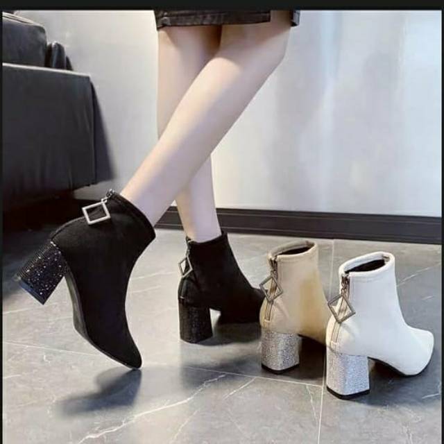 Heel boot sl10