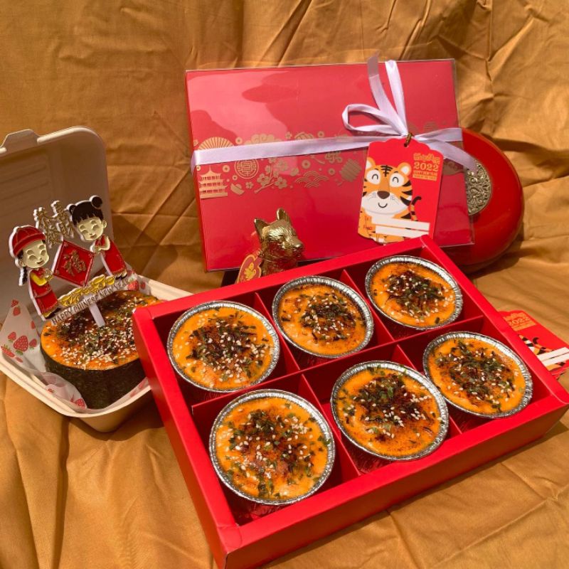 

CNY Hampers Imlek: Box of 6 Mentai Cake