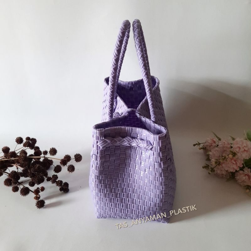 Tas Jali Petty Premium Anyaman Plastik Pastel  Polos Banyak Pilihan Warnanya Ukuran M