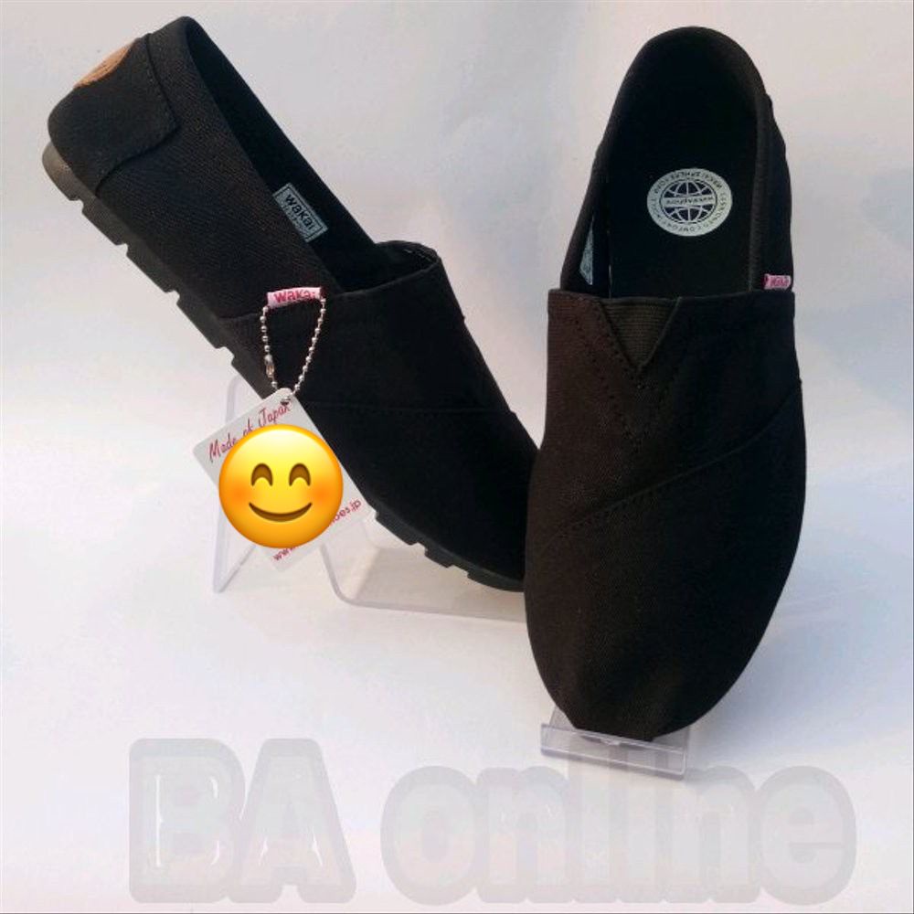 Sepatu slide pria kekinian sepatu santai