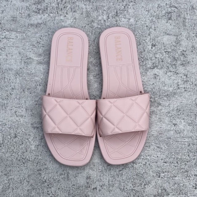 BLC Sandal Anyam Embos 1176