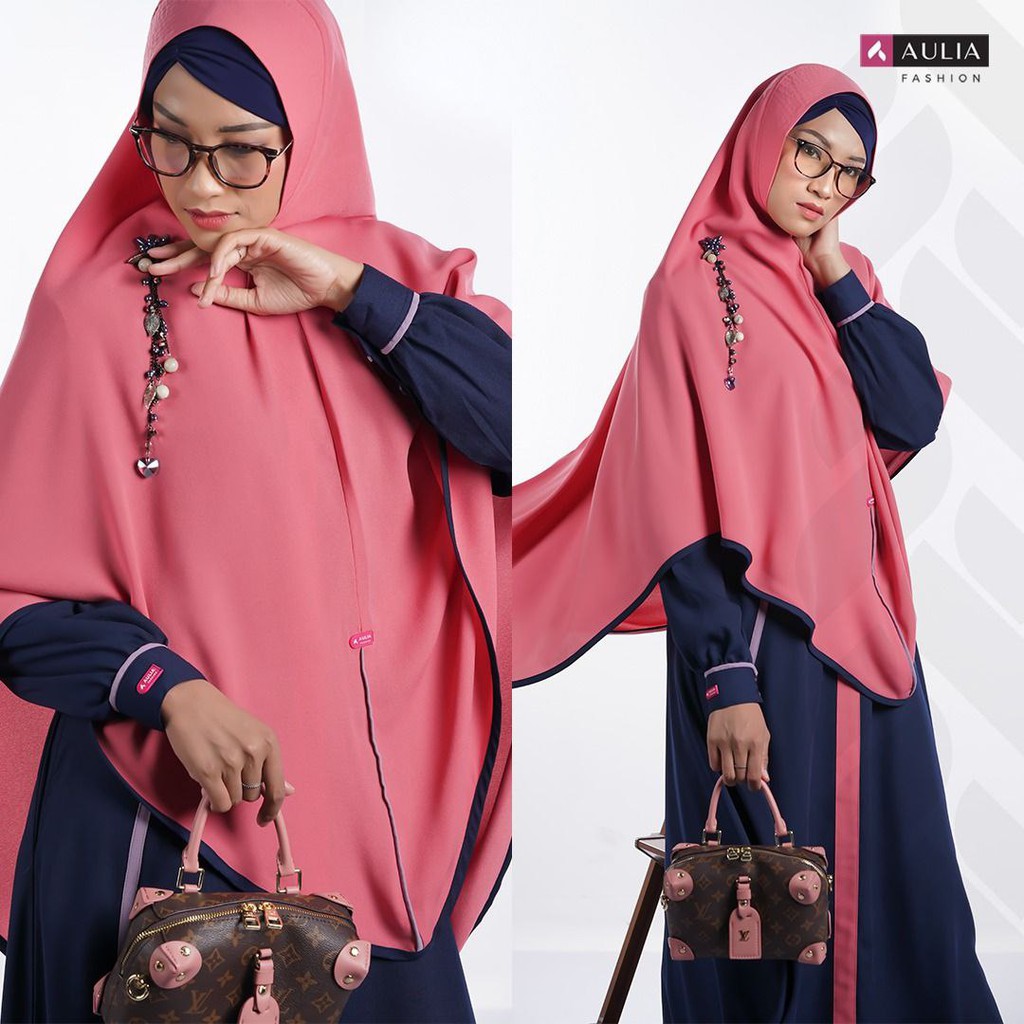 Aulia Khanzaa Navy Cotton/Gamis Syari