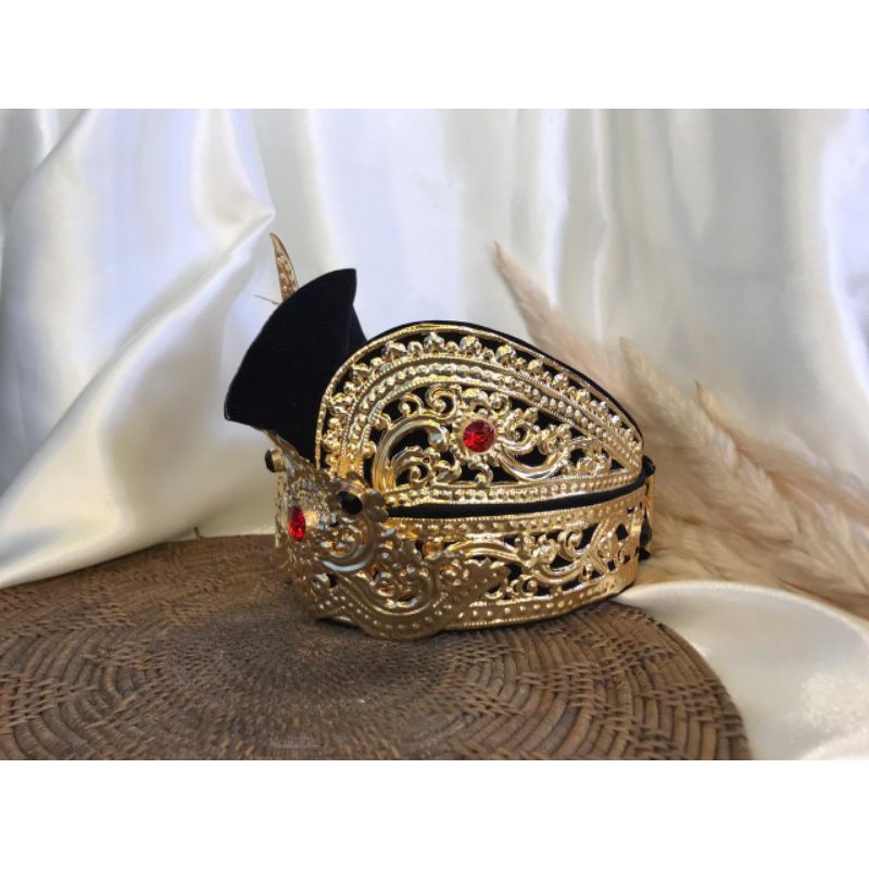 Udeng rias pengantin bali