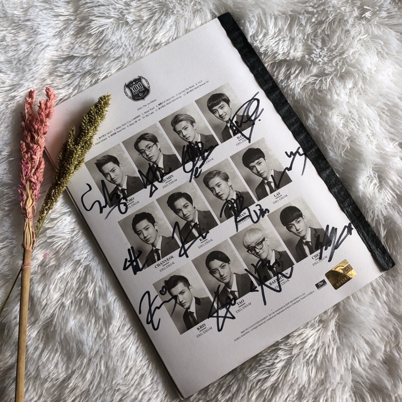 EXO XOXO ALBUM SIGNED
