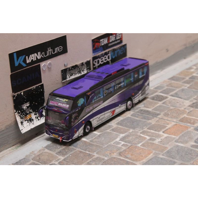 PAPERCRAFT BUS SKALA 1:50 SJM RATU MAHER