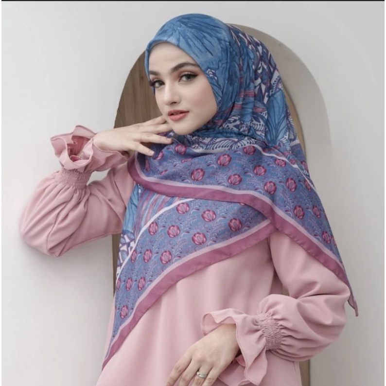 NIRWANA PURPLE SCARF WINDY X MANDJHA IVAN GUNAWAN