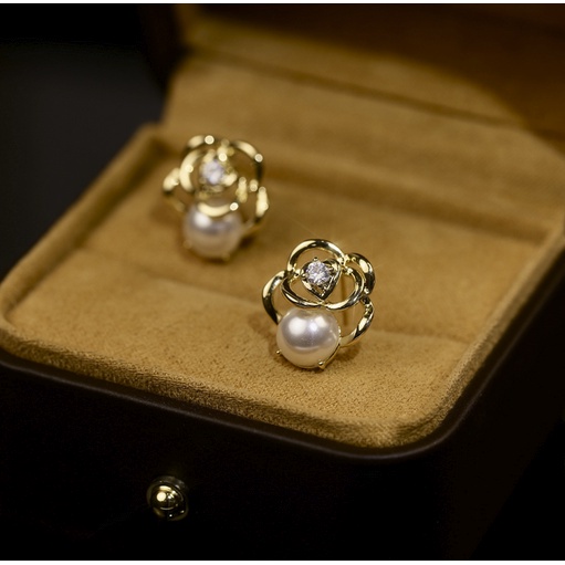 ANTING TITANIUM KOREA PEREMPUAN DEWASA MOTIF BUNGA KECIL MUTIARA PEARL AKSESORIS GIWANG ANT85