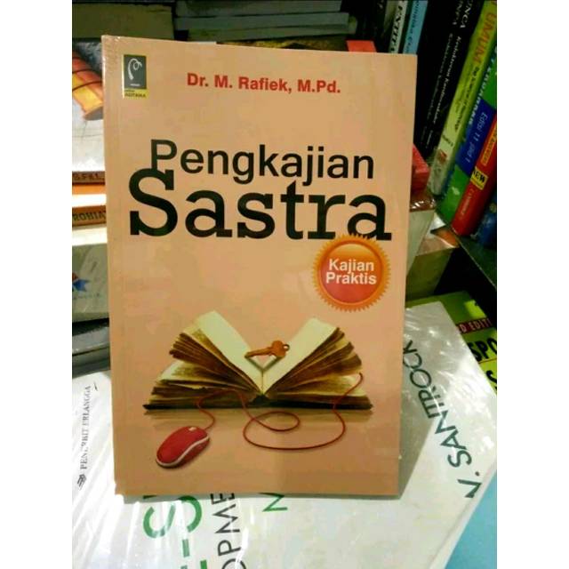 Buku PENGKAJIAN SASTRA