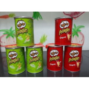 

Pringles 42 Gram Original / Sour Cream & Onion