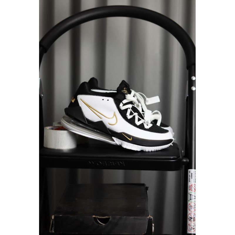 Nike Lebron 17 Metallic Gold