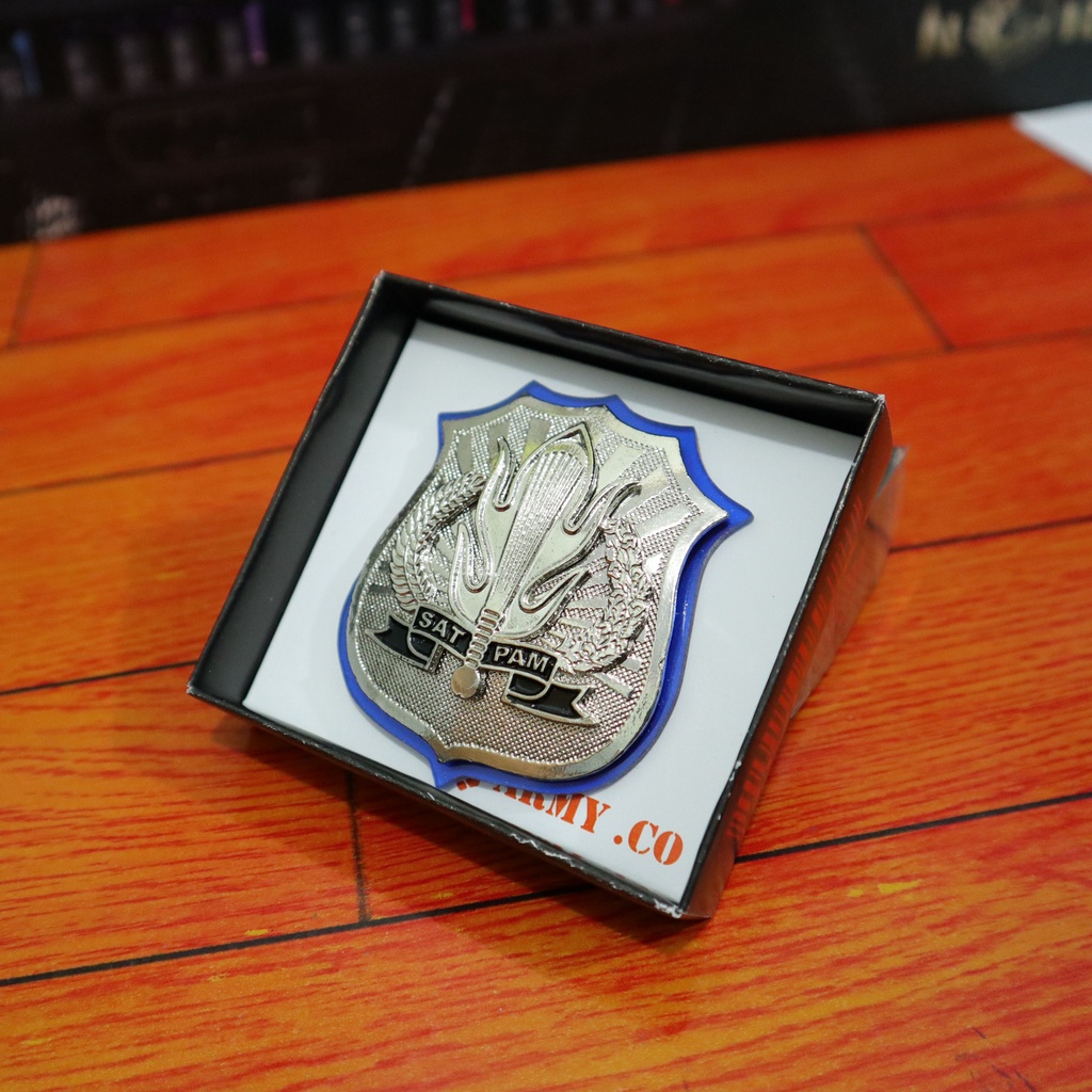 kewenangan satpam silver cembung dasar akrilik biru 6cm