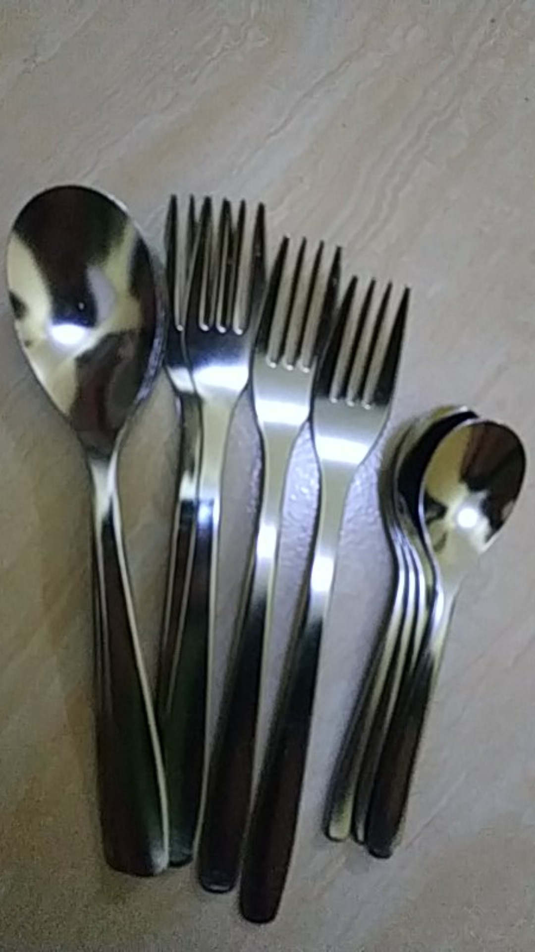 Mopsig Peralatan Makan (sendok, Garpu Dan Sendok Kecil) 1 Set Isi 12