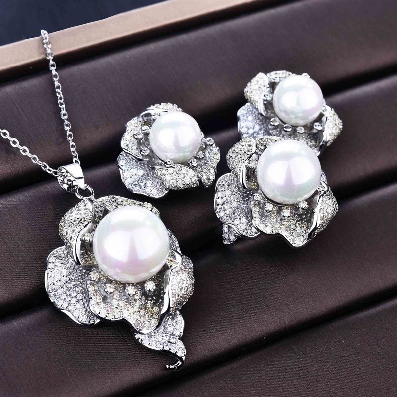 Luxury Full Diamond Natural Freshwater Pearl Jewelry Set