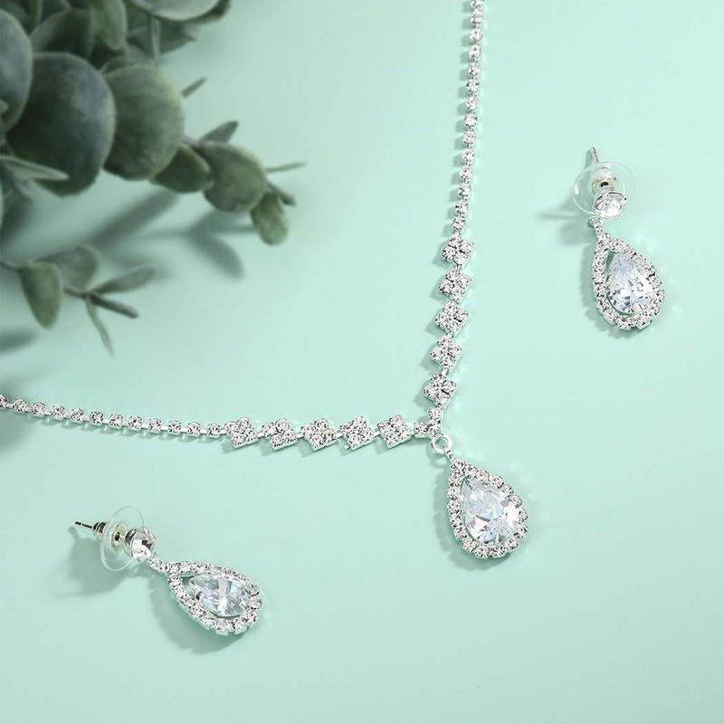 Shiny Crystal Flower Women Necklace Earring Jewelry Set