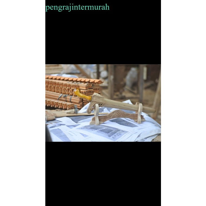 

Jagrak keris tombak pedang isi 1 50rb