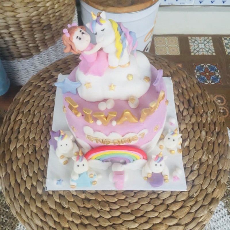 

kue ulang tahun unicorn