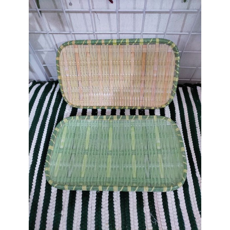 Piring saji melamin segi motif tikar..