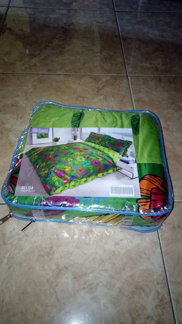 Sprei Rumbai Hawaii Size 180x200 Harumi/candy/delisa/rio/jola/lilie/vicelli/bella/vania/palma/carla