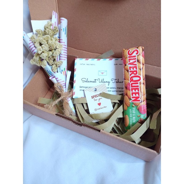 

KADO ULTAH / KADO CEWEK / KADO WISUDA / KADO PACAR / VALENTINE
