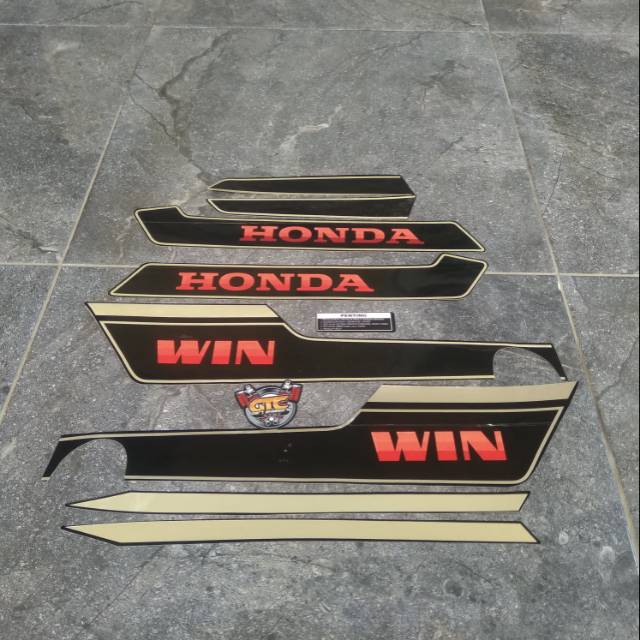 Striping Stiker Lis Body Honda Win Win100 Tahun 1984/1985 Hitam