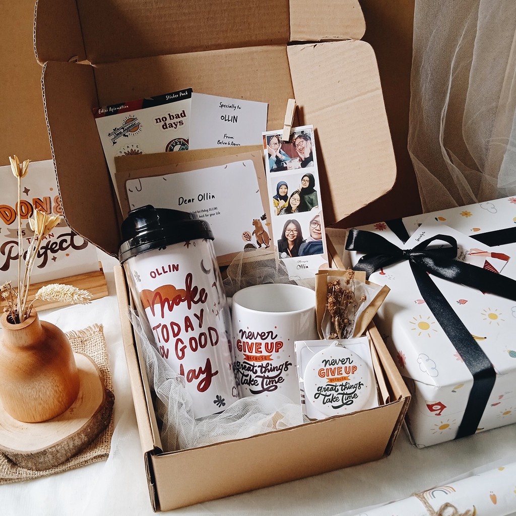 PAKET HAMPERS / KADO GIFT BOX / HAMPERS WISUDA ULTAH PACAR / MUG