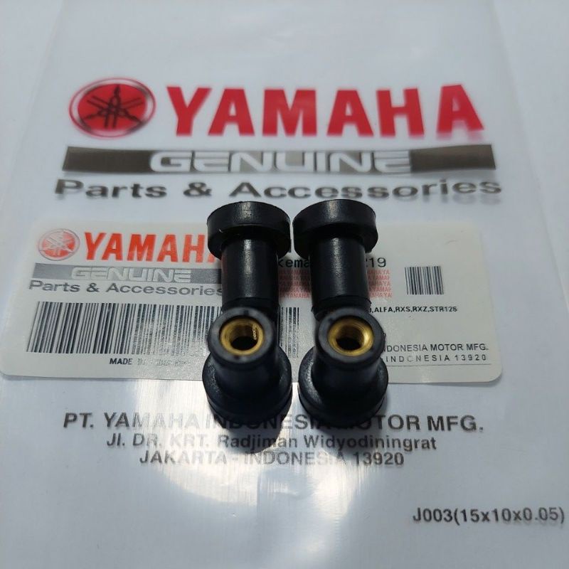 Mur karet dudukan Wingshield Visor Yamaha N MAX NMAX AEROX LEXI karet tebal 4pcs original asli