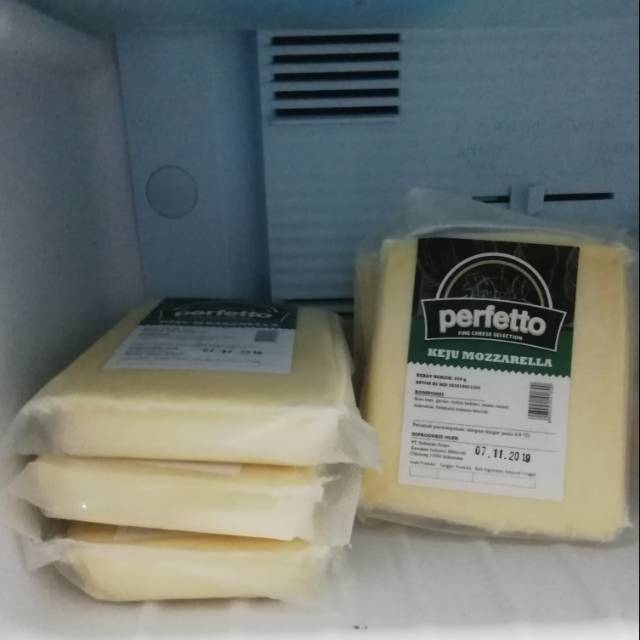 

Keju mozarella 250gram