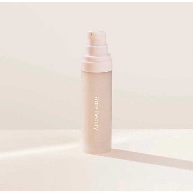 RARE BEAUTY Always An Optimist Illuminating Primer