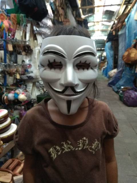 TOPENG ANONYMOUS VENDETTA GUY FAWKES BAHAN PLASTIK - MAINAN ANAK MURAH KHAS JOGJA