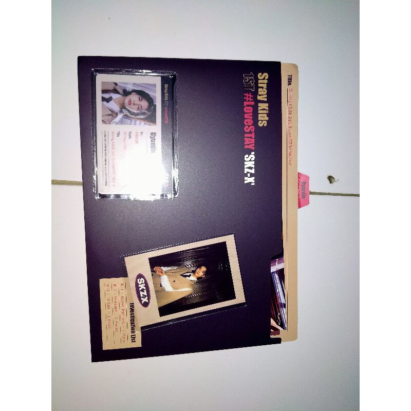 POSTCARD + ID CARD HYUNJIN DAN POB SKZ-X HYUNJIN
