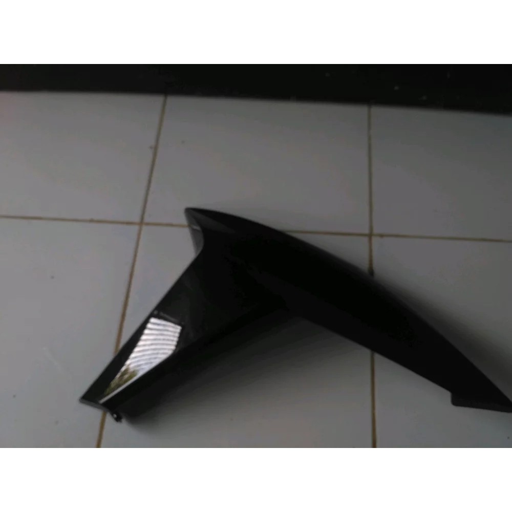 Sayap New Vixion Advance NVA Kanan Kiri Hitam