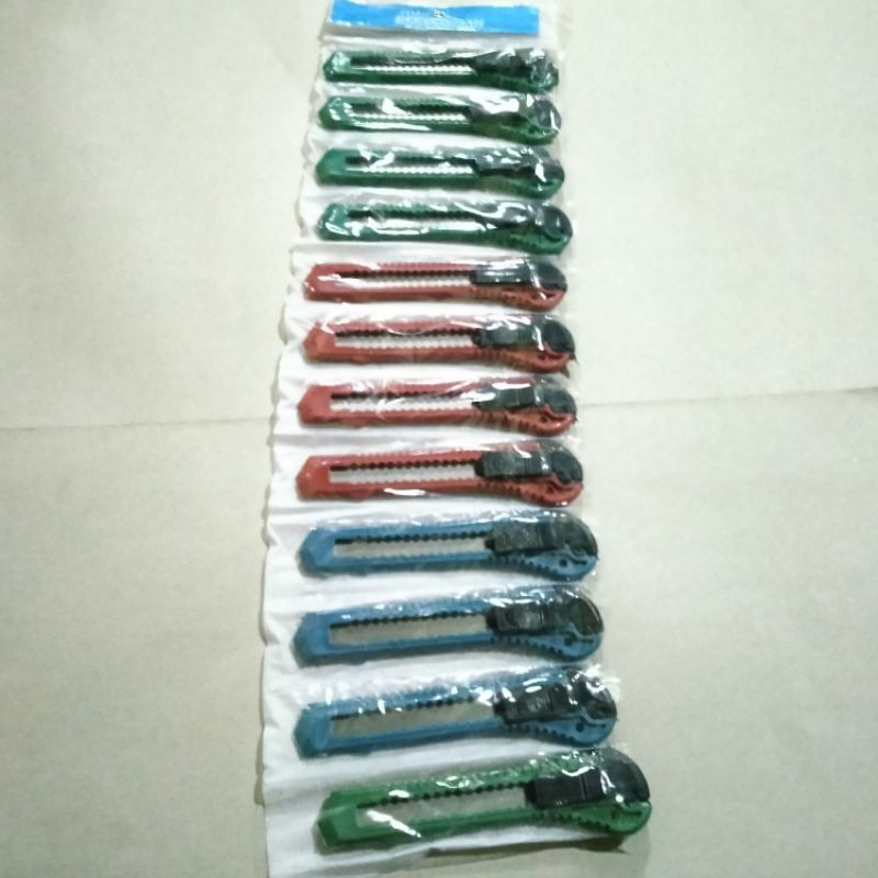 

pisau cutter sailor man harga tertera per 12 pcs.