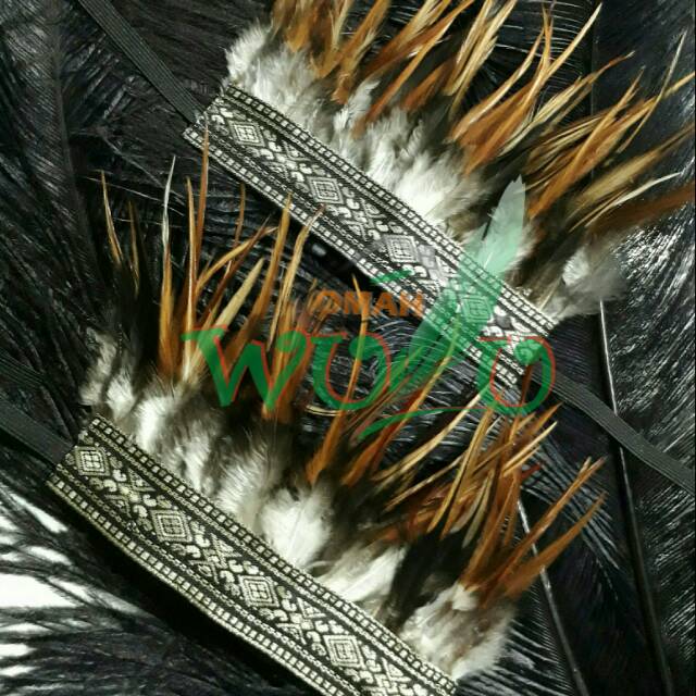 Aksesoris Tangan Papua