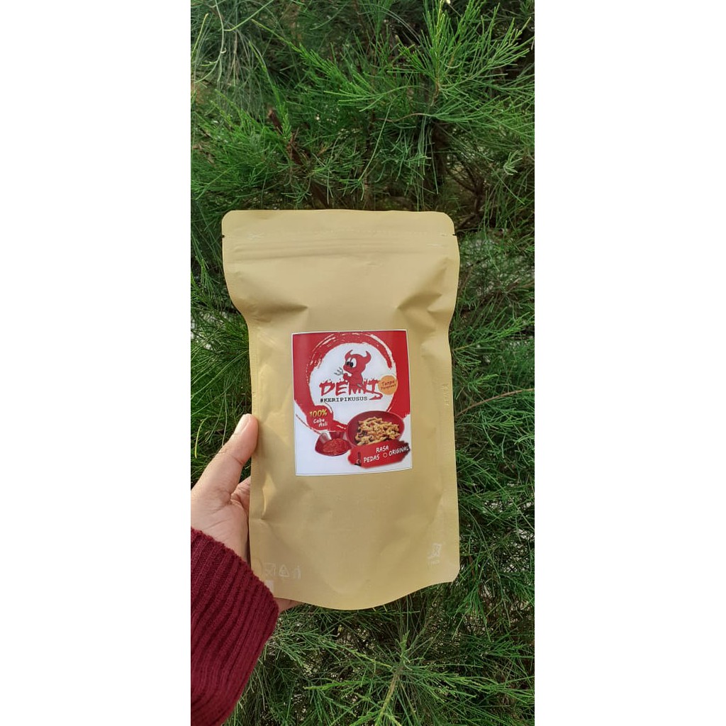 

keripik usus pedas - keripik pedas - camilan pedas - keripik demit - keripik usus demit
