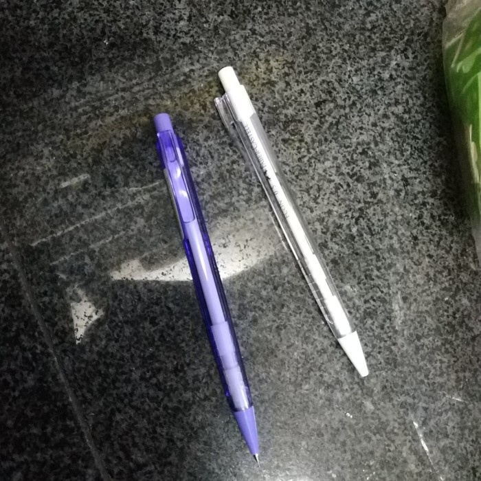 

Segera Miliki Pensil Mekanik 0.5 Faber Castel Econ Berkualitas