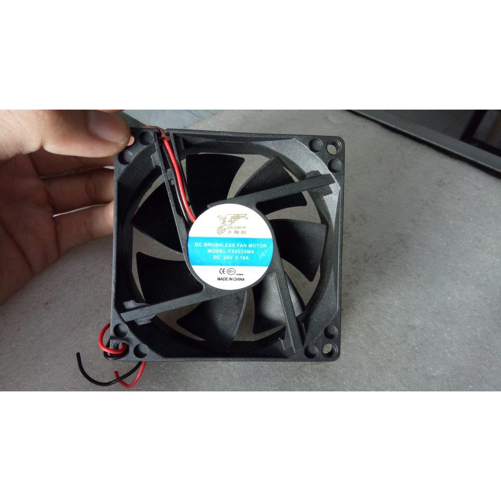 Kipas DC 24 volt ukuran 8 x 8 cm