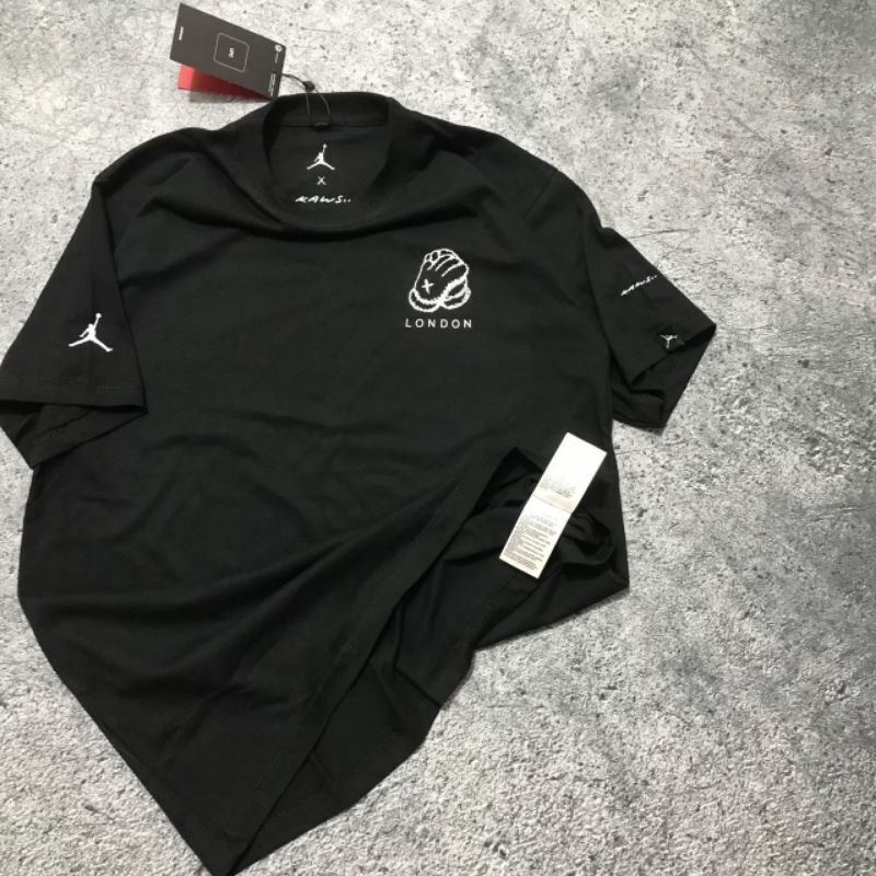 KAOS JORDAN / TSHIRT AIR JORDAN x UNIQLO MIRROR ORIGINAL FULLTAG & LABEL
