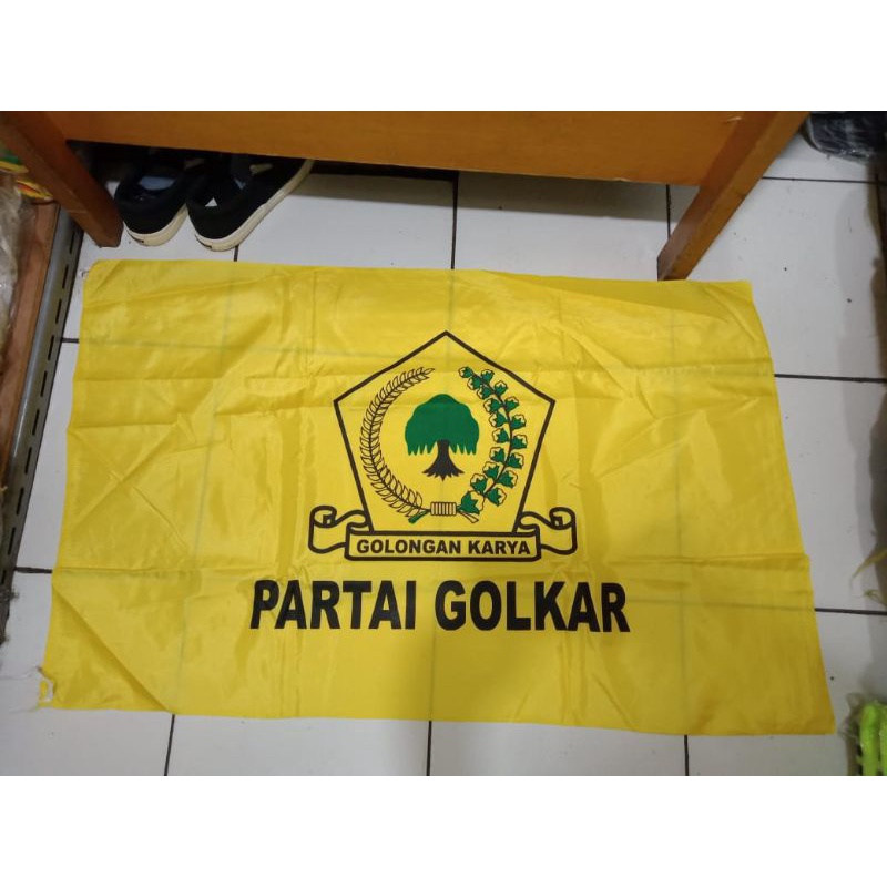 

bendera partai golkar