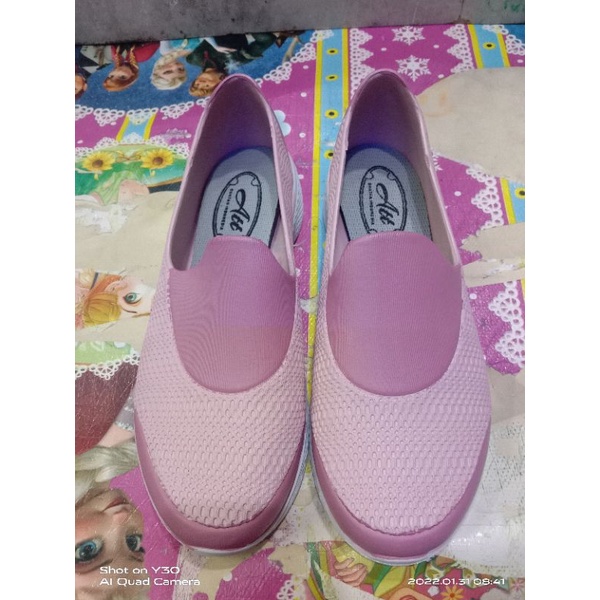 sepatu karet wanita ATT