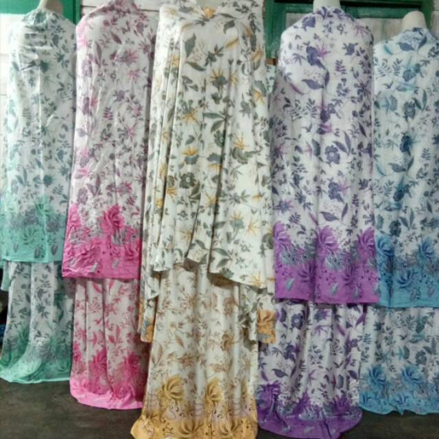 Rukuh bali motif bunga