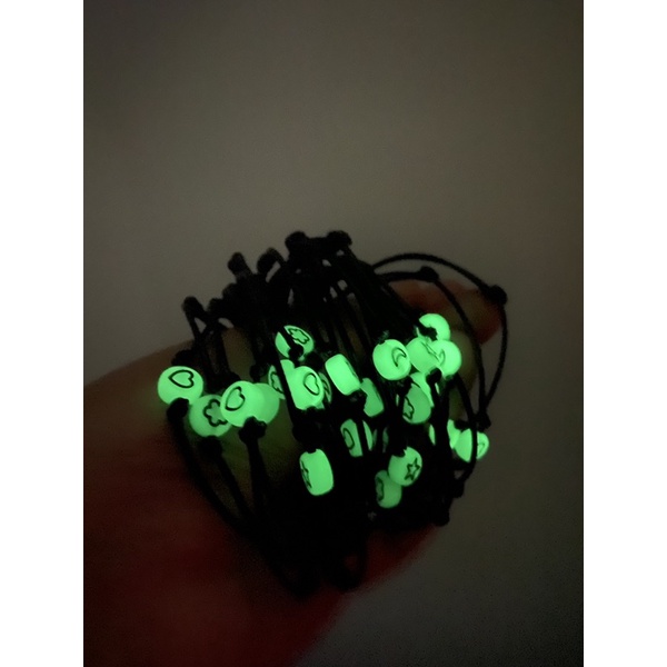 [variasi A] 1pcs gelang glow in the dark - gelang inisial couple - gelang persahabatan