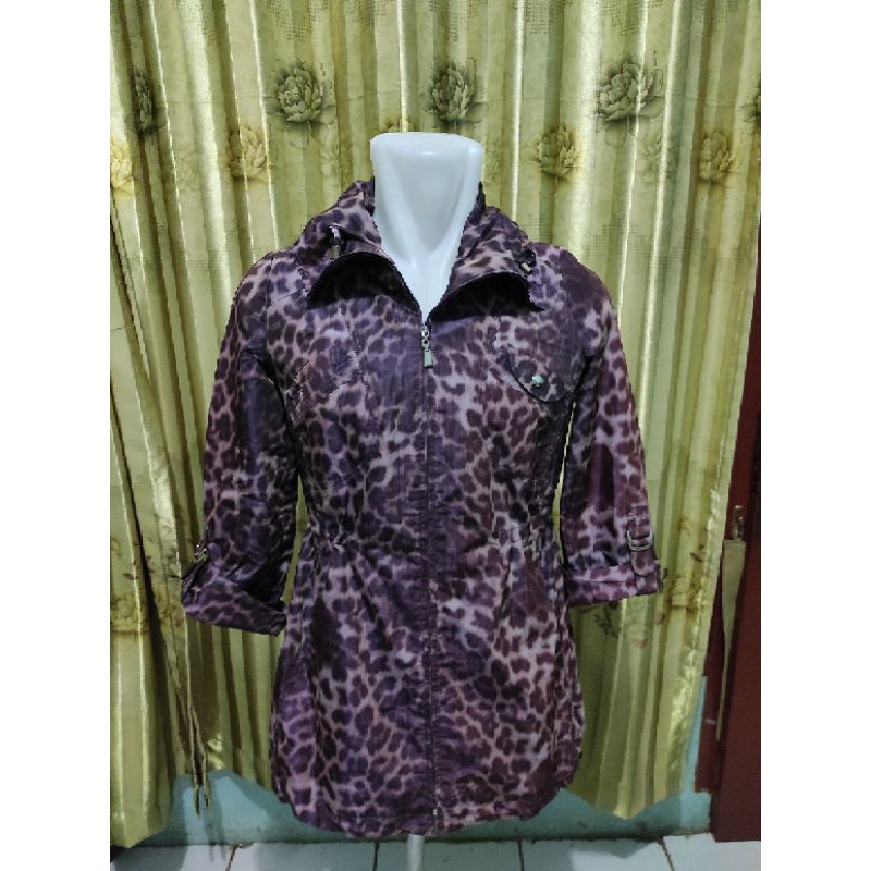 Jaket motif macan Yoonsy