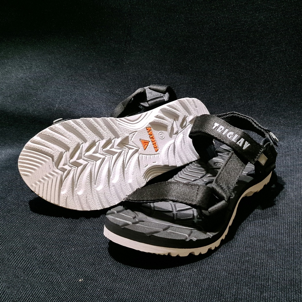 Sandal triglav original Sandal gunung pria. Sandal gunung wanita. Sandal triglav. Sandal outdoor tri