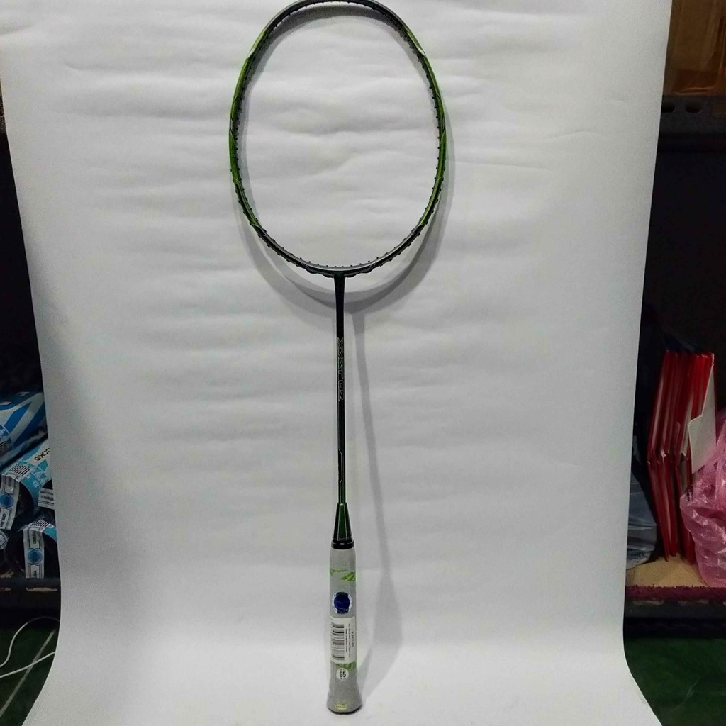 Mizuno XYST 02 Raket Badminton Mizuno