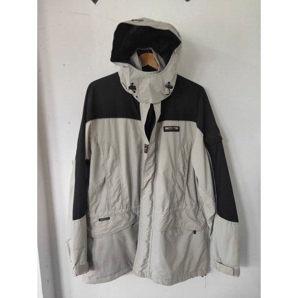 JAKET OUTDOOR PRAUS