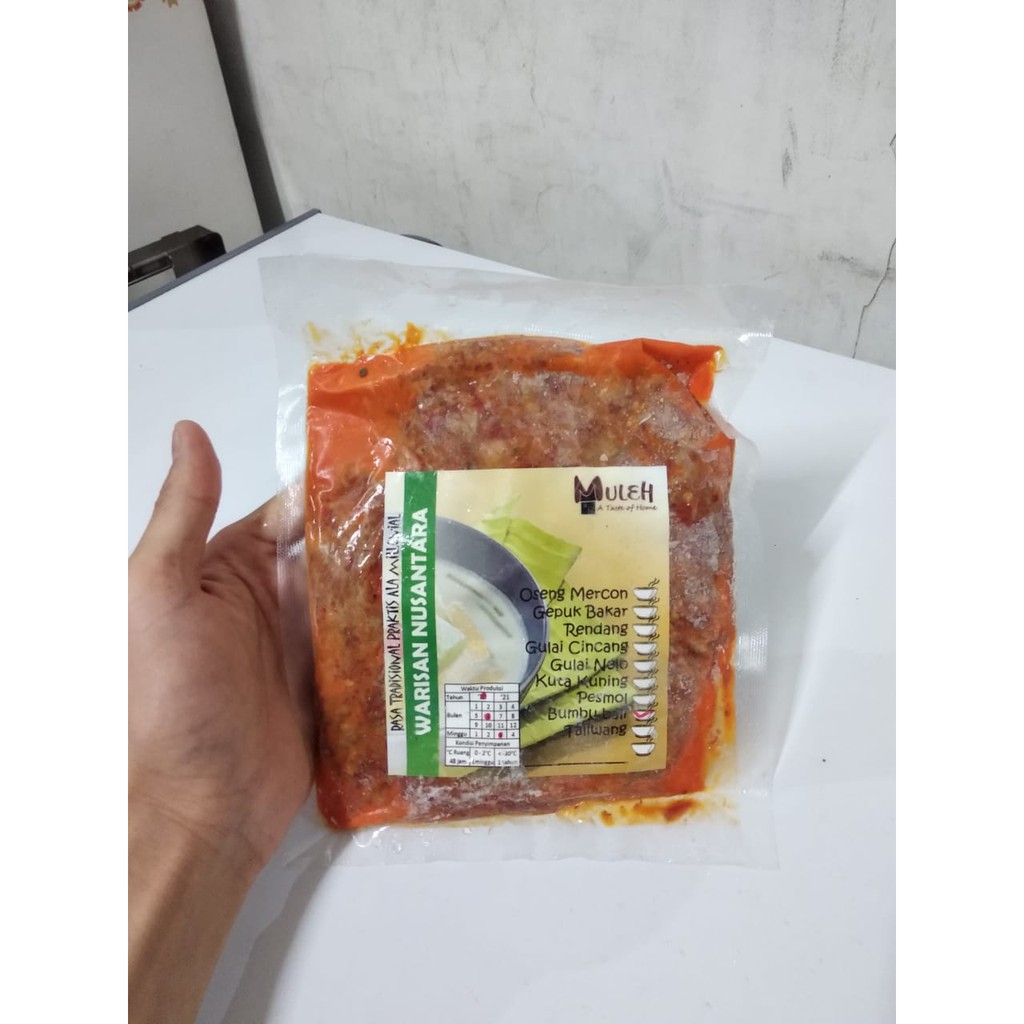 

MULEH SUWIR BUMBU BALI Vegetarian