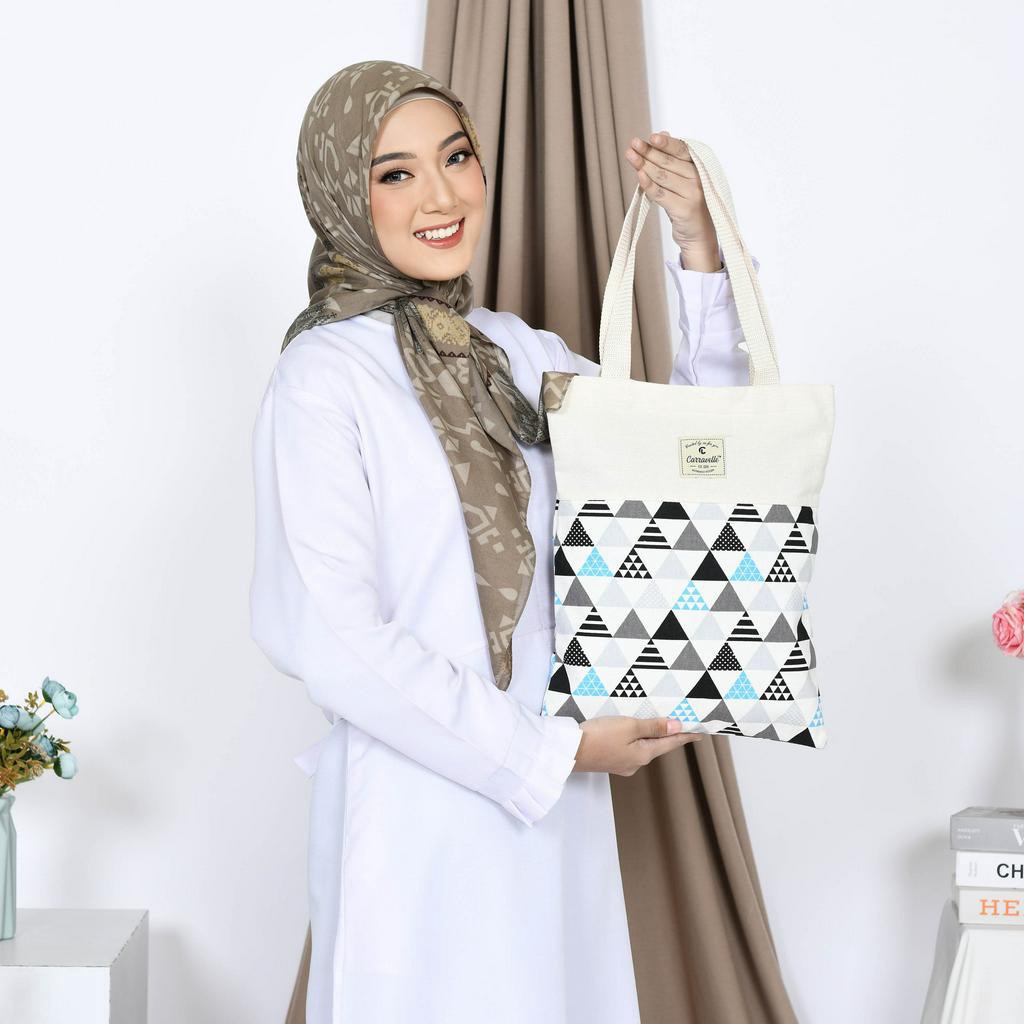 Tote Bag Resleting Kuliah Wanita model Totebag Vintage bahan Kanvas polos dan canvas motif bisa custom untuk tas nudie bag Seminar gift dan souvenir pernikahan dll