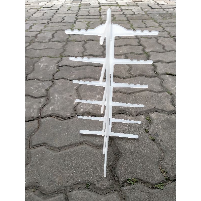 DISPLAY KACAMATA PLASTIK