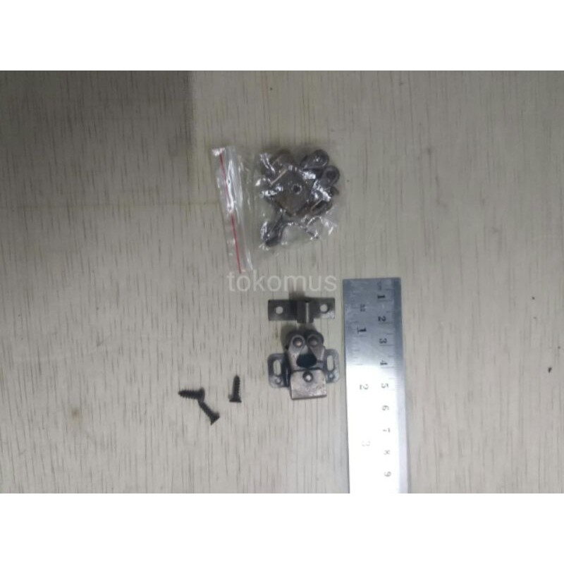 Capit Udang / Japit Udang Jepit Pintu Pengait Pintu Lemari - Coklat